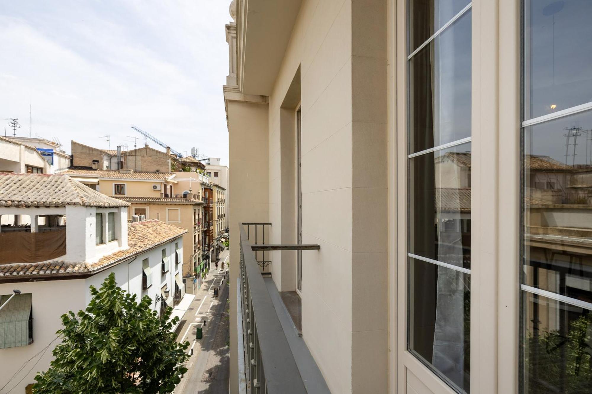 Granada Luxury Apartments, Granada